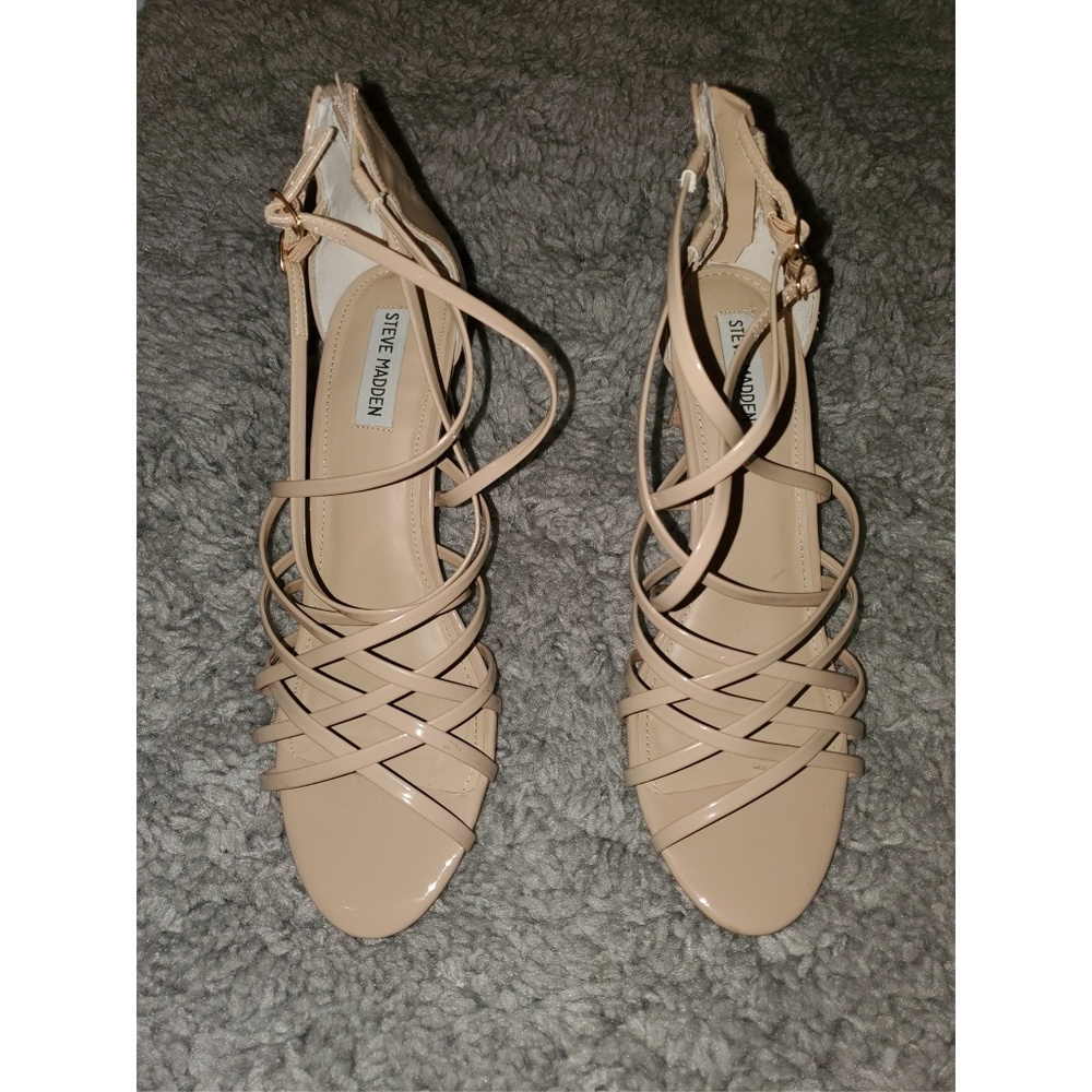 Steve Madden strappy heel